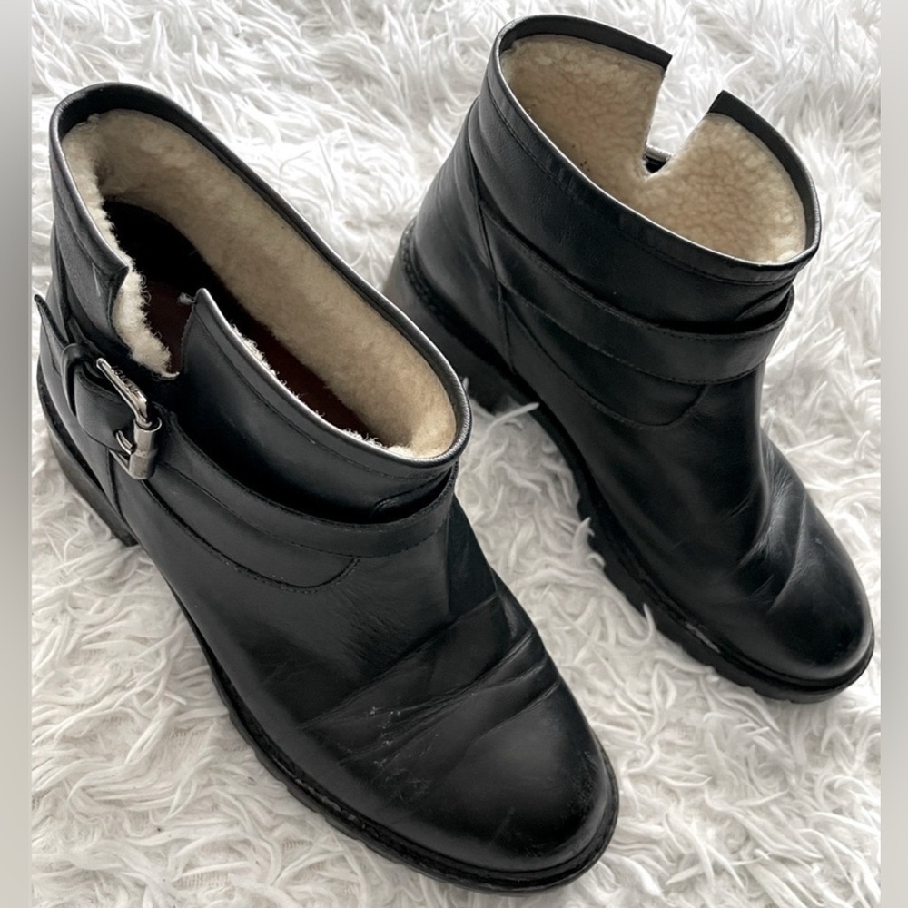 Fendi Leather Shearling lined Ankle Boots Black - Picture 4 of 7